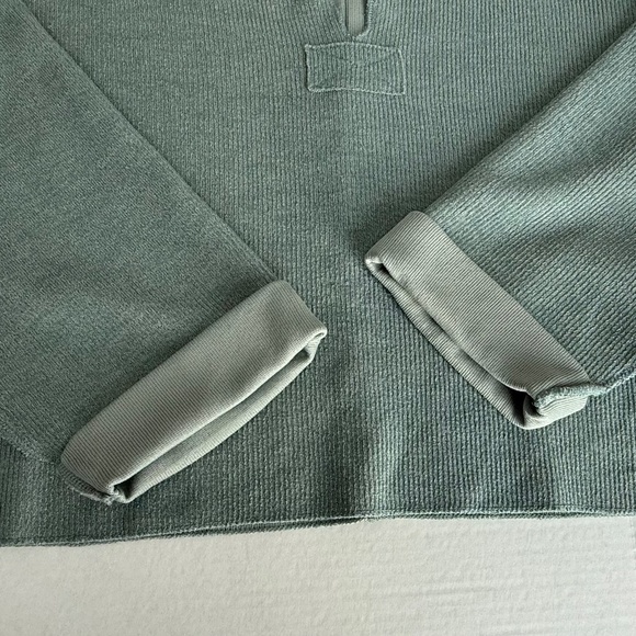 Urban Outfitters Jax inside Out Notched Neck Green Sweatshirt - Picture 2 of 8